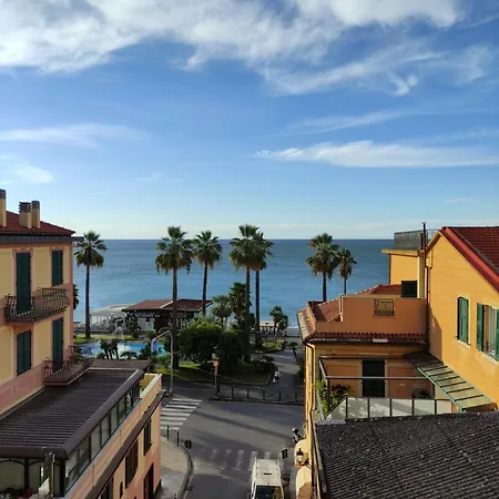 Varazzesuite Golden Paradise * Varazze