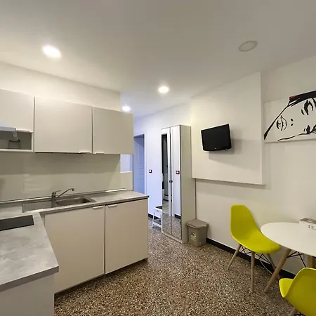 Διαμέρισμα Varazzesuite Golden Paradise