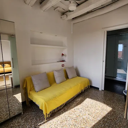 Varazzesuite Golden Paradise Διαμέρισμα *